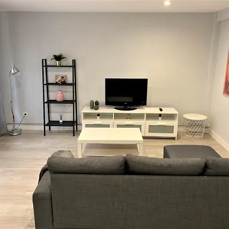 Acogedor Y Moderno Apartamento * Gijón