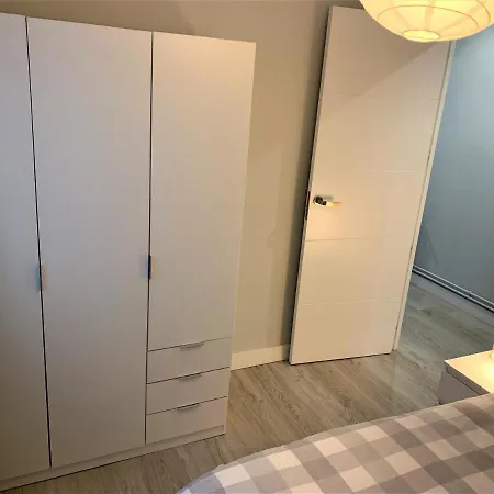 Acogedor Y Moderno Apartamento Apartman *
